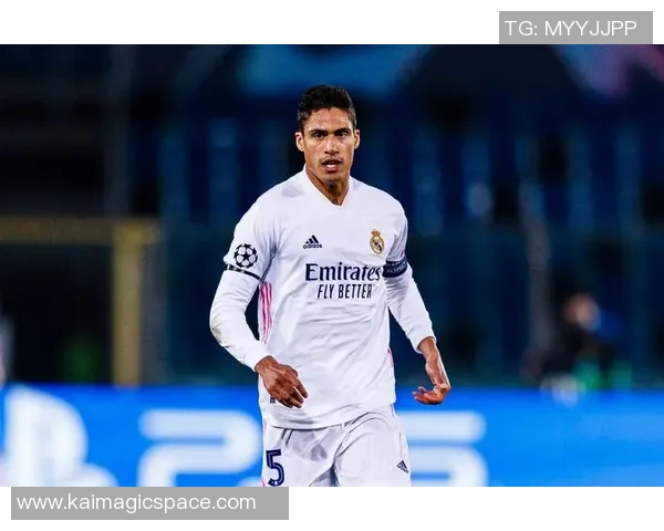 最新退役足球明星揭晓他在赛场上的传奇岁月与未来计划