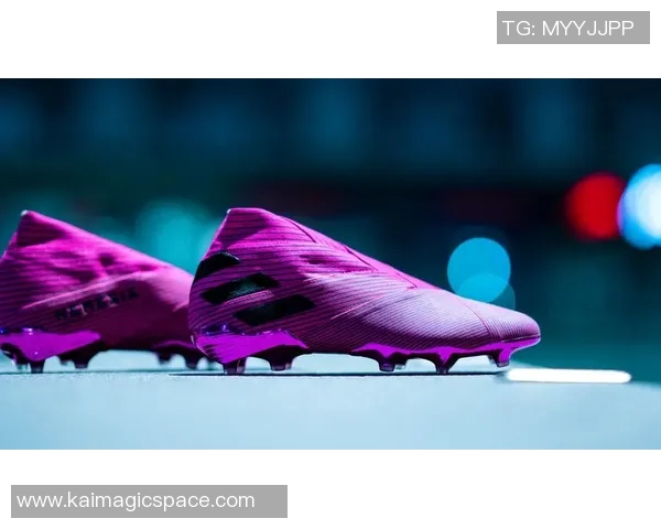 足球明星专属足球鞋揭晓落场球鞋的魅力与科技创新之旅
