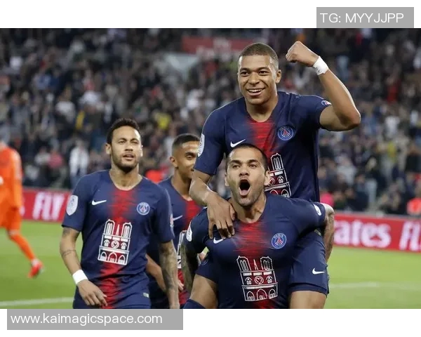 巴黎圣日耳曼与多特蒙德欧战精彩对决回顾与分析